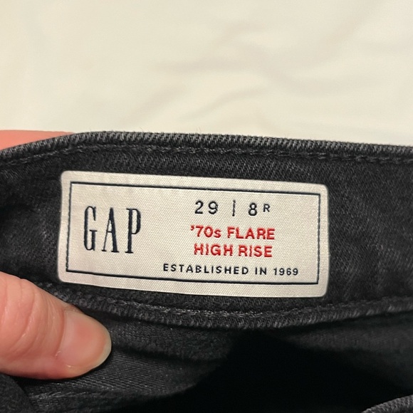 Gap High Rise '70s Flare Jeans - Picture 9 of 14